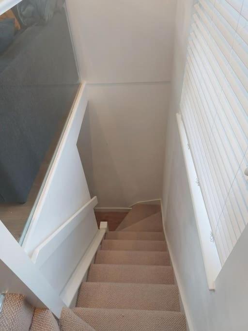 סאות'המפטון 1 Bedroom Modern Duplex מראה חיצוני תמונה